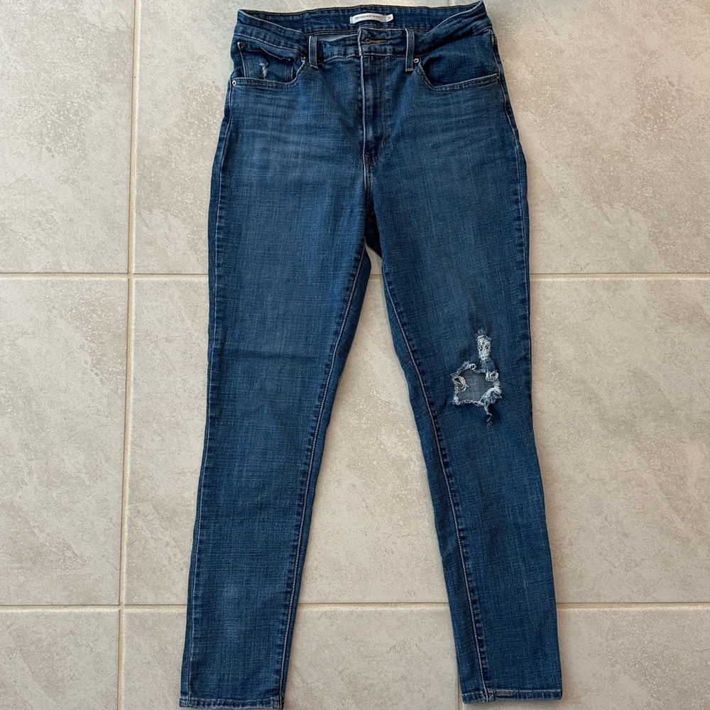 Levi’s High Rise Skinny Jeans
